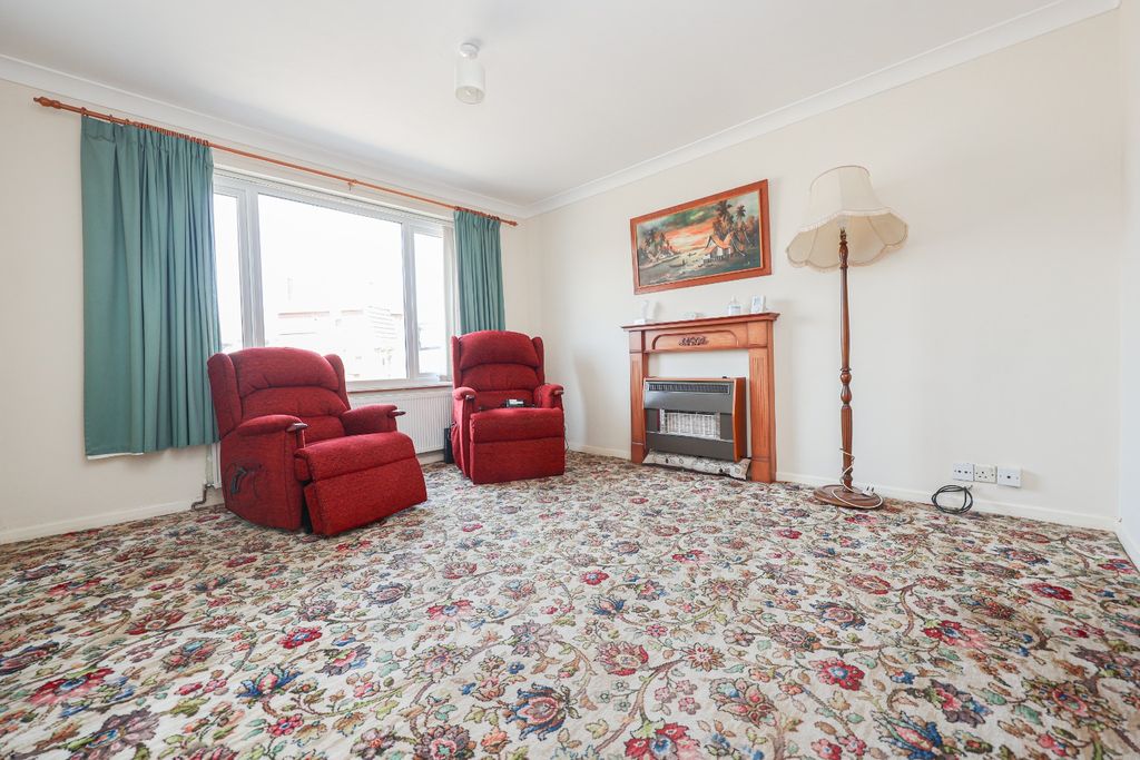 Property photo 3 of 19 4321233