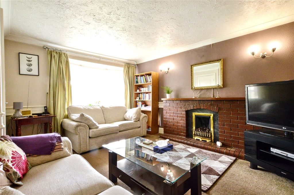 Property photo 2 of 19 Picture No. 08