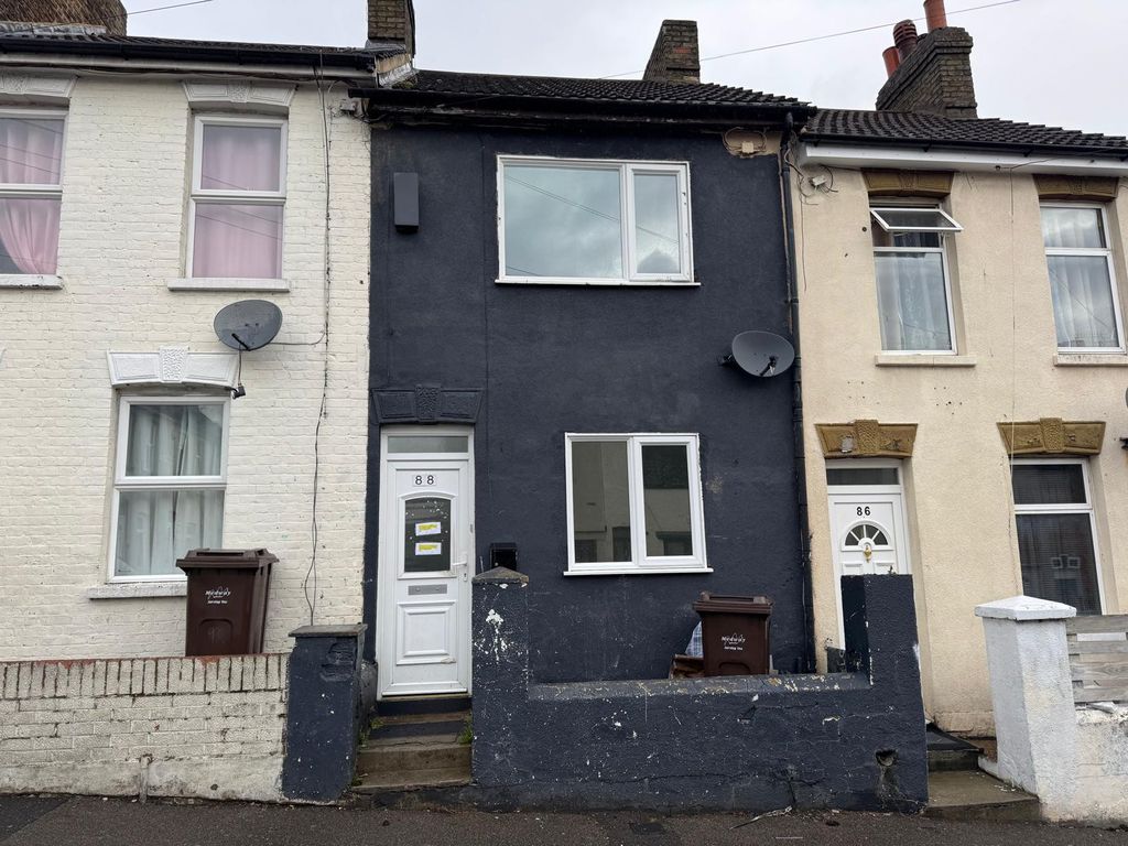 Property photo 1 of 6