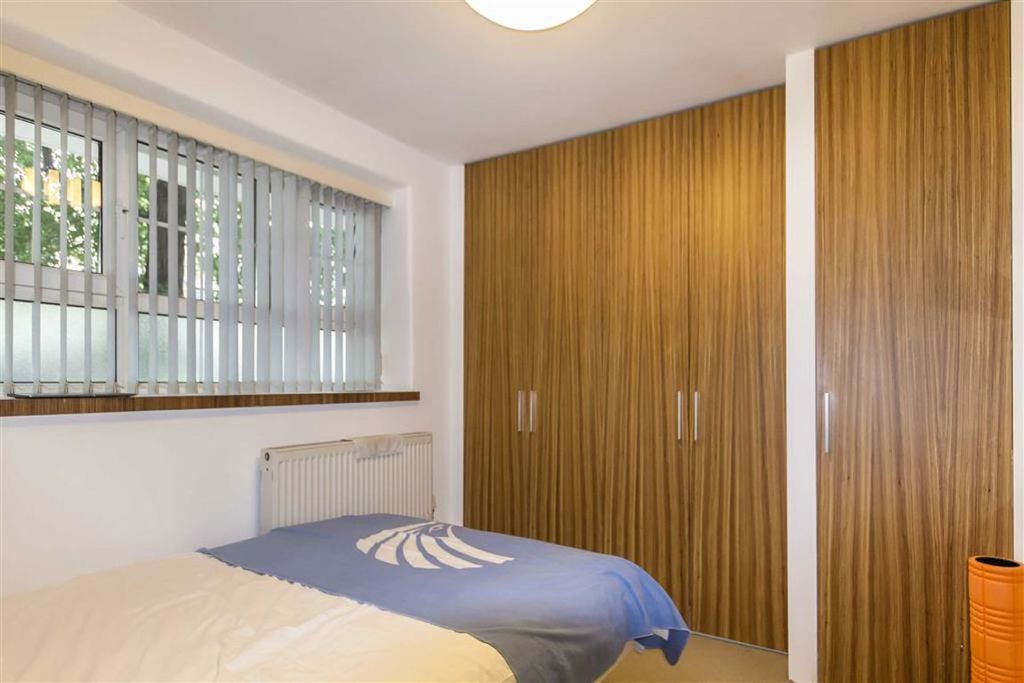 Property photo 3 of 5