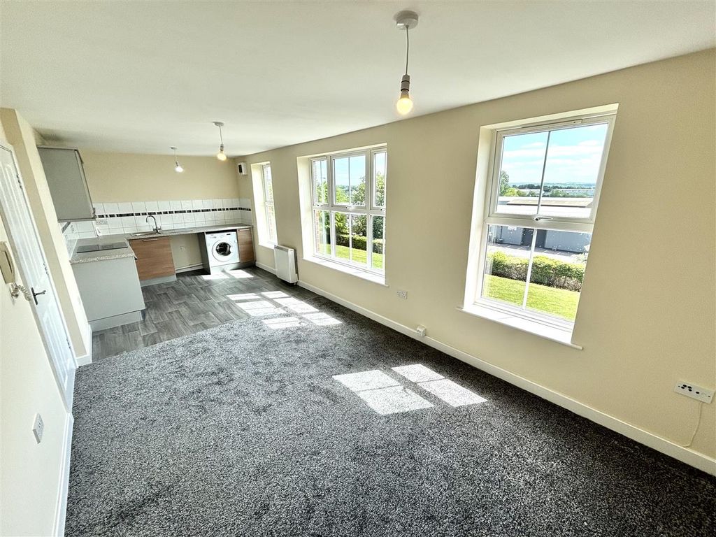 Property photo 2 of 12 Open Plan Living/Dining Room And Kitchen