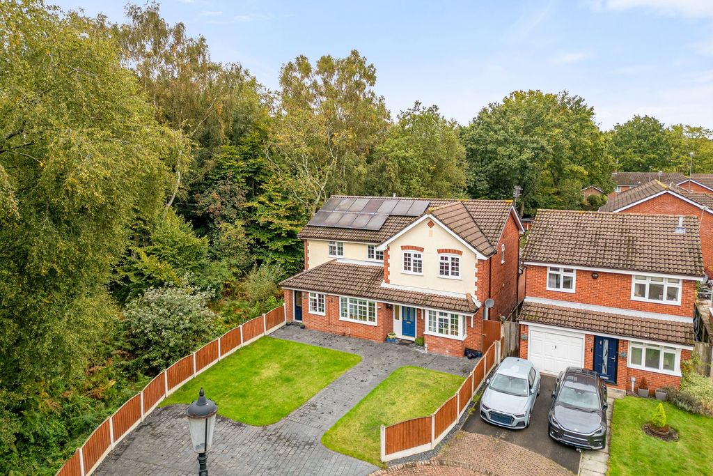 Property photo 1 of 51