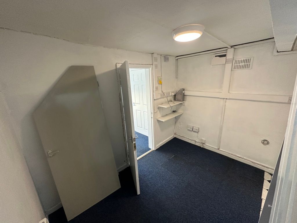 Property photo 3 of 6 Photo 3