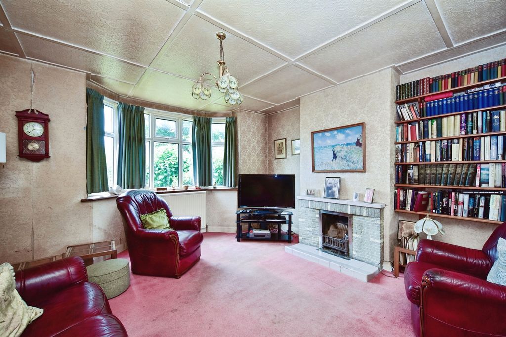Property photo 2 of 16