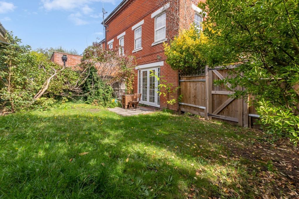 Property photo 3 of 3
