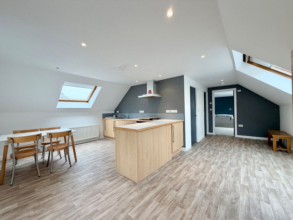 Property photo 2 of 11 Picture No. 06