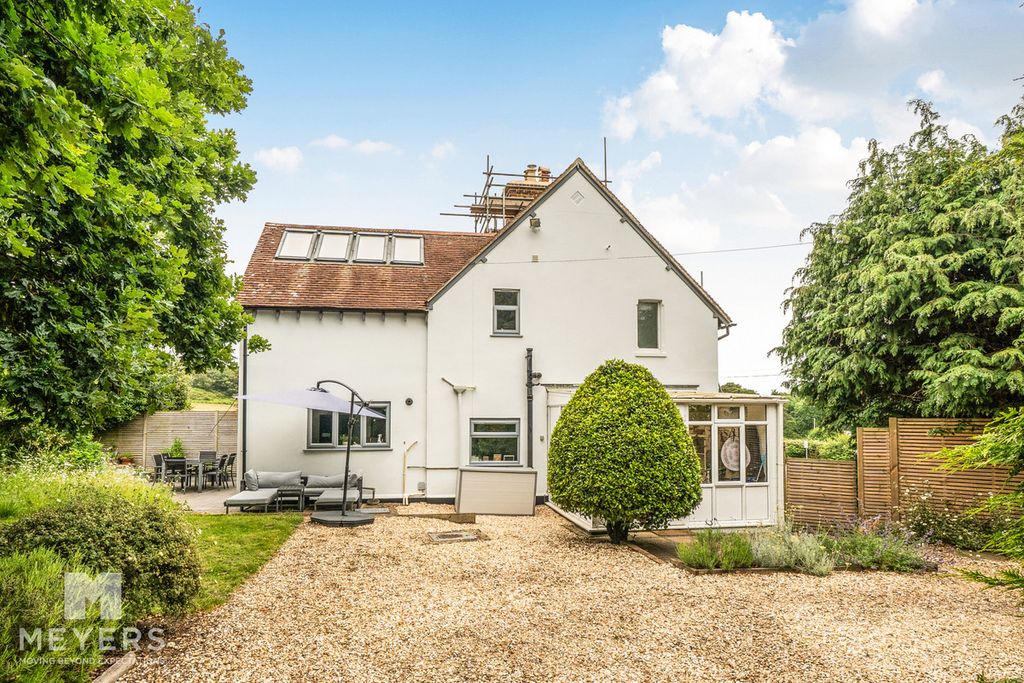 Property photo 1 of 27