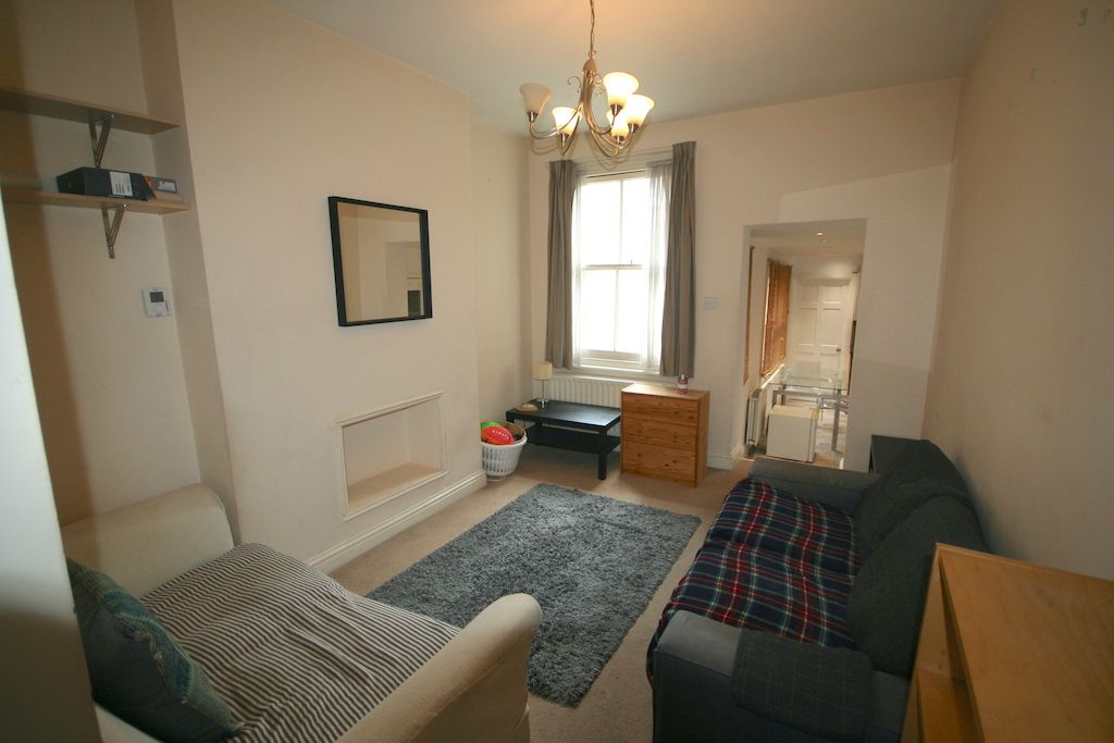 Property photo 2 of 5