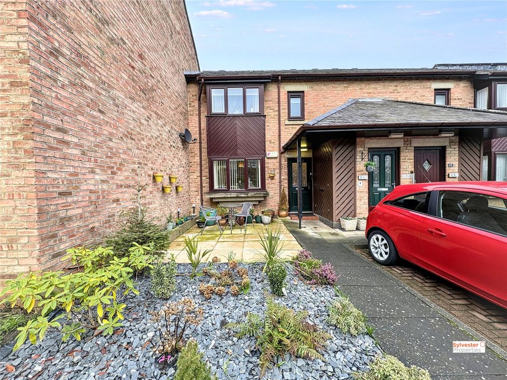 Property photo 2 of 19 Picture No. 18