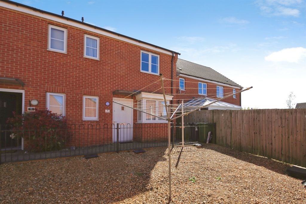 Property photo 1 of 9