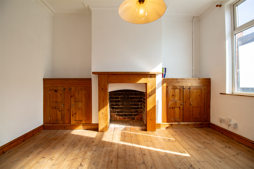 Property photo 1 of 31 Lounge