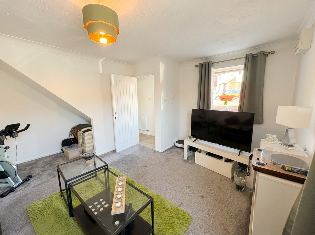 Property photo 3 of 13 Image 2