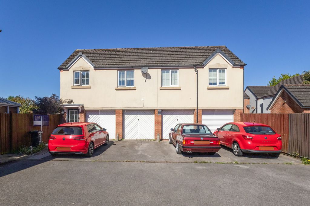 Property photo 1 of 14