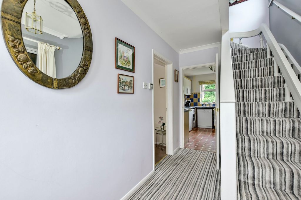 Additional image 11 of 3 bed semi-detached house for saleLangley Lane, Abbots Langley WD5