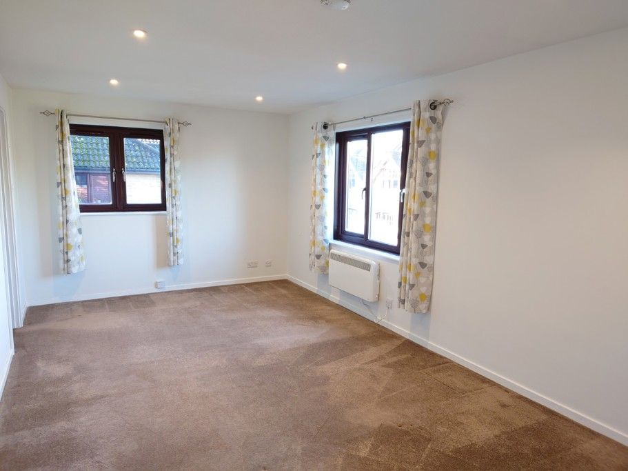 Property photo 2 of 6 Jpg