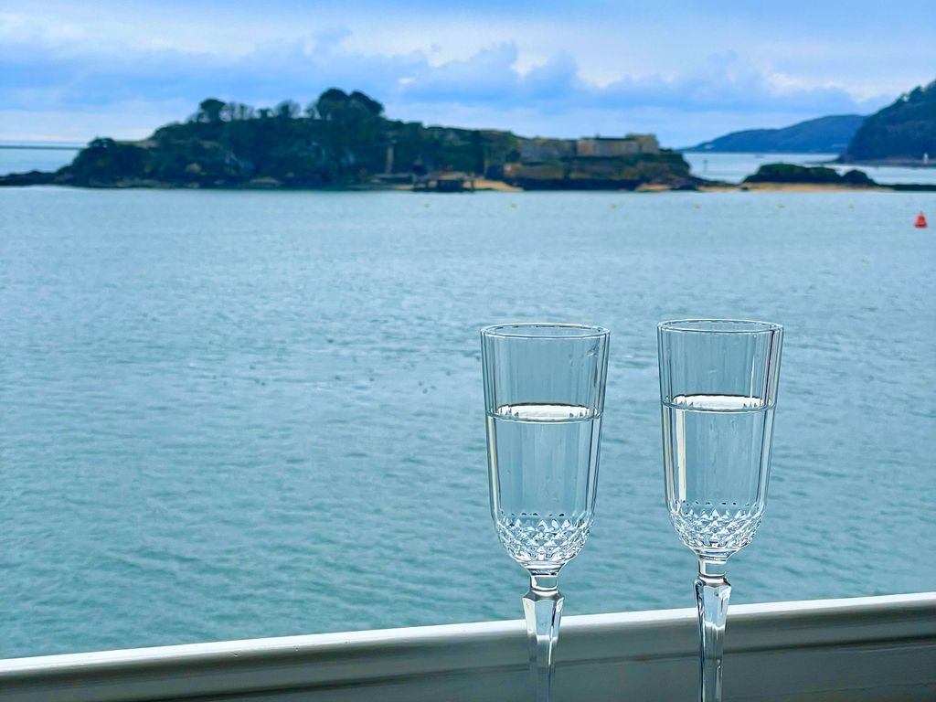 Property photo 3 of 24