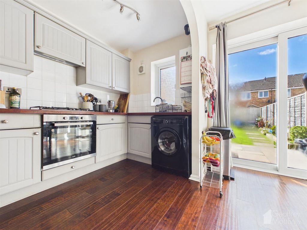 Property photo 2 of 13 Cam02365G0-Pr0442-Still013.Jpg