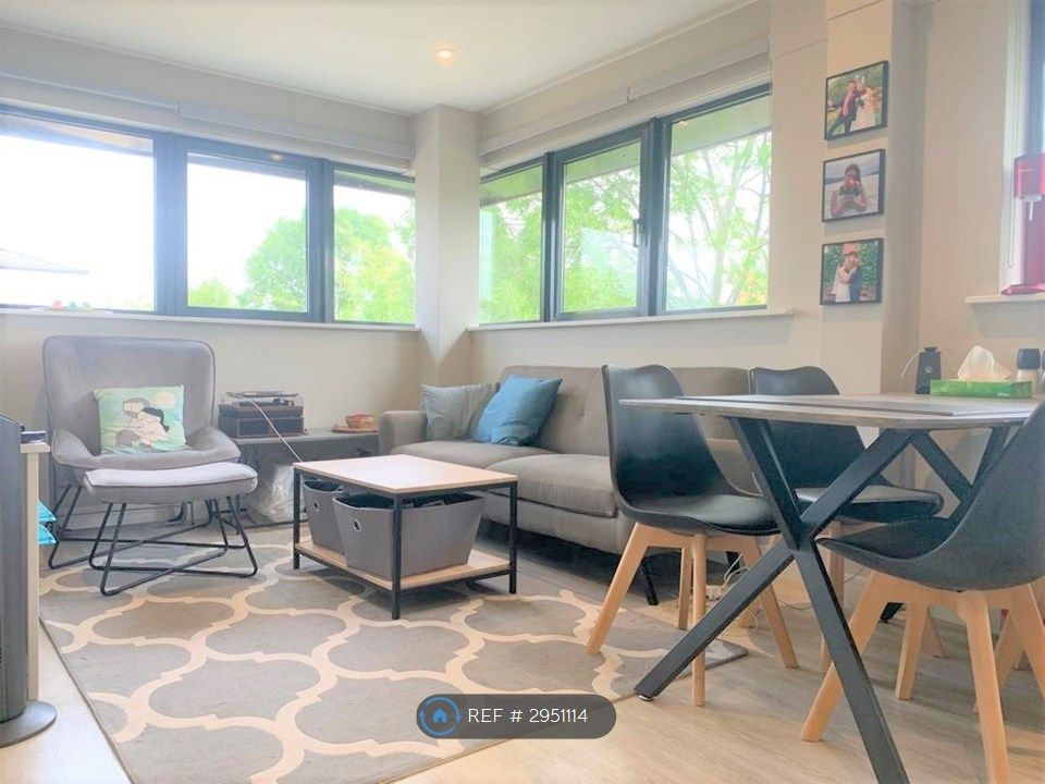 Property photo 1 of 4