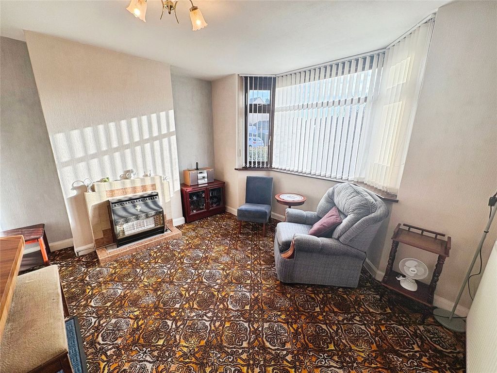 Property photo 2 of 19 Picture No. 02