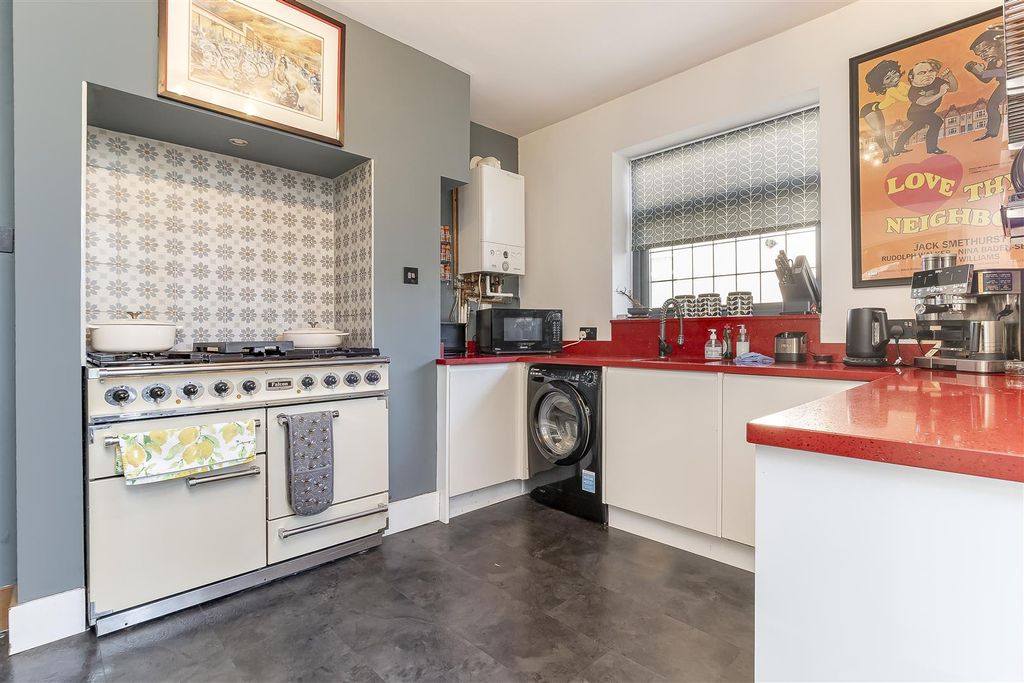 Property photo 3 of 28 Kitchen - B.Jpg