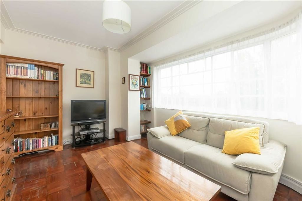 Property photo 2 of 6