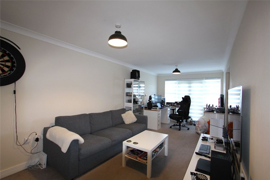 Property photo 2 of 10 Picture No. 09