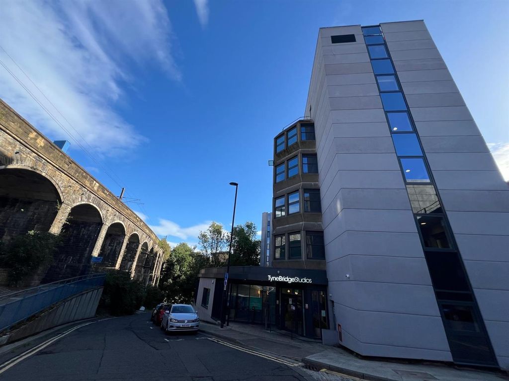 Property photo 1 of 9 Tyne Bridge Studios .Jpg