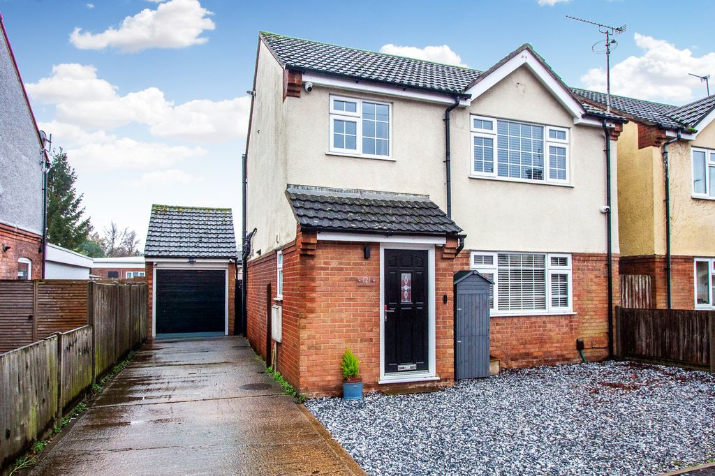 Property photo 1 of 14 Front