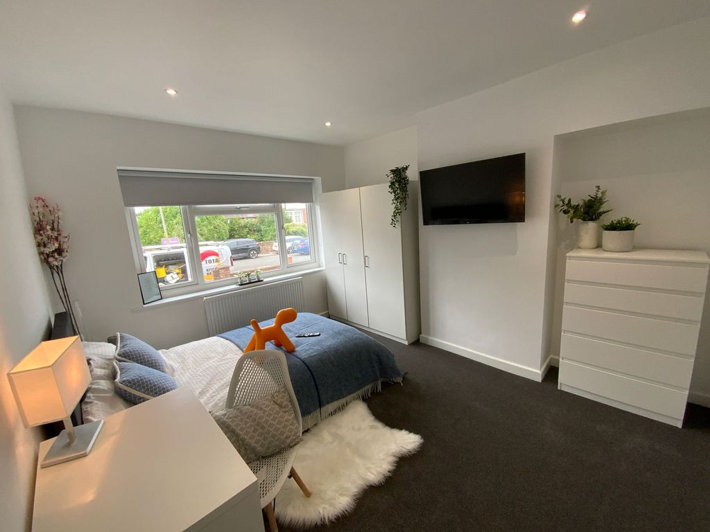 Property photo 1 of 8 Bedroom 4
