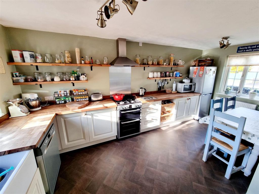 Property photo 2 of 15 Kitchen &amp; Dining