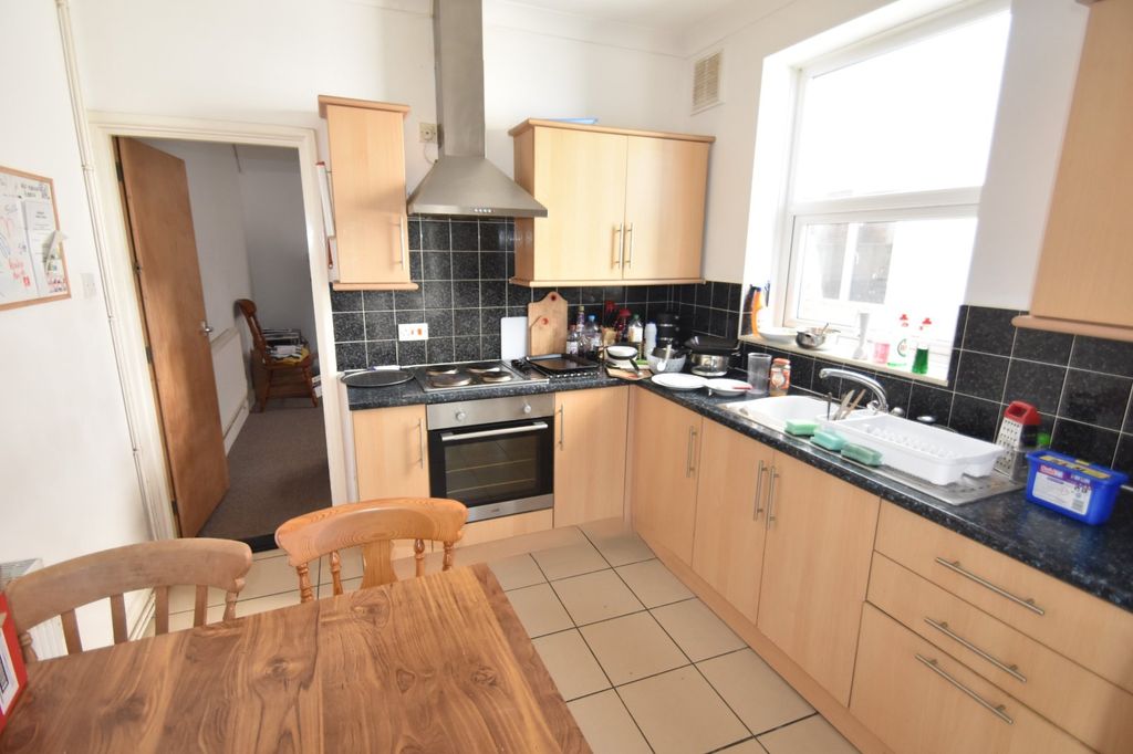 Property photo 2 of 8 Picture No. 01