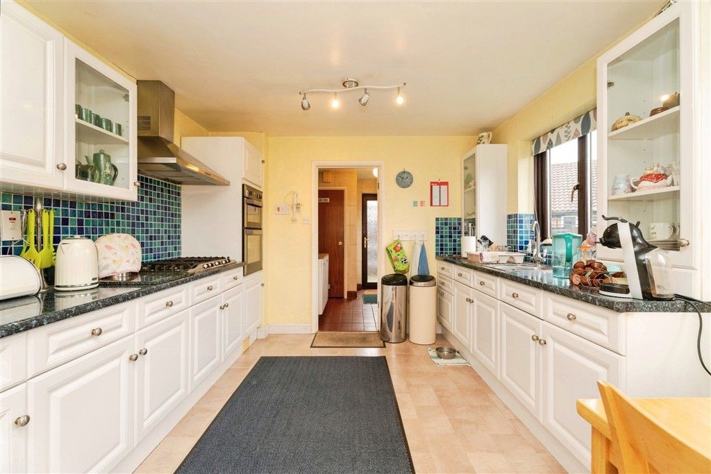 Property photo 3 of 5