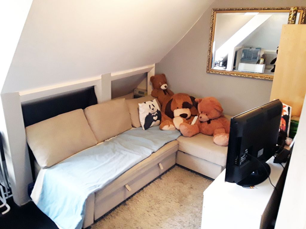 Property photo 1 of 14 Cover