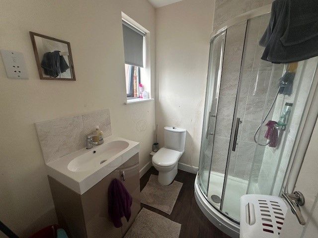 Property photo 3 of 3