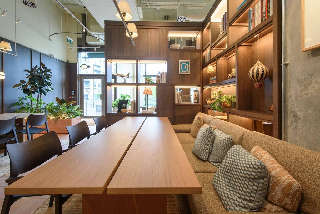 Property photo 3 of 28