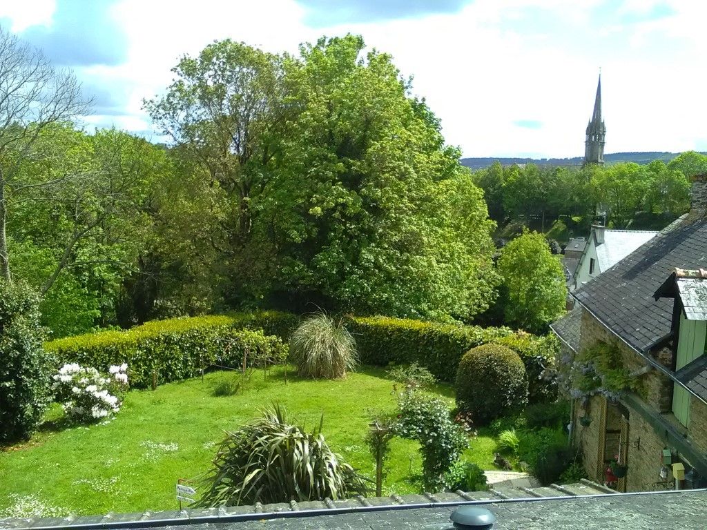 Property photo 3 of 27
