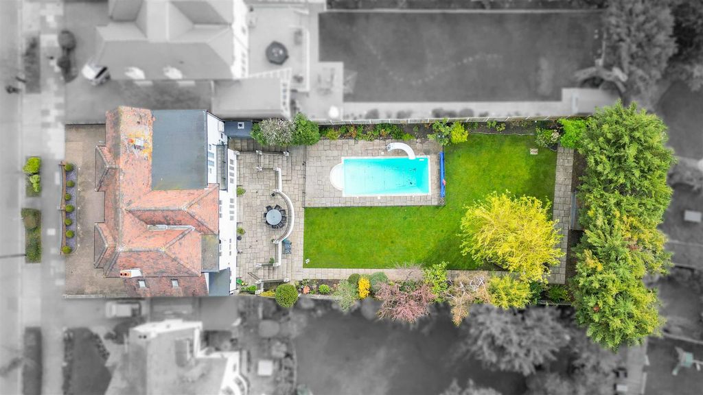 Property photo 2 of 39 Plot