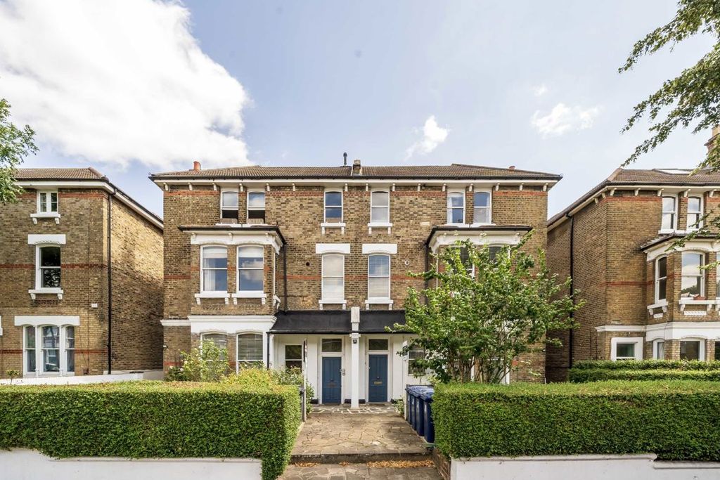 Property photo 1 of 7