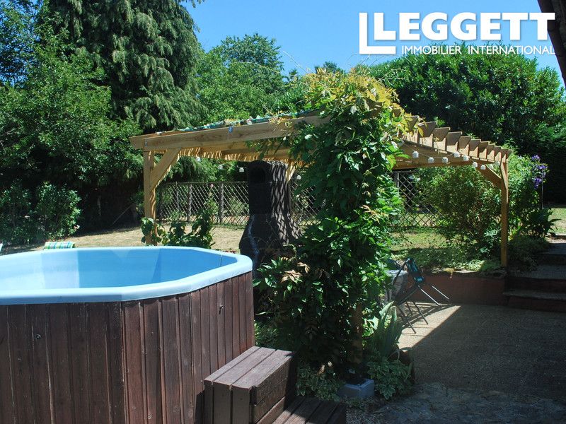 Property photo 2 of 10