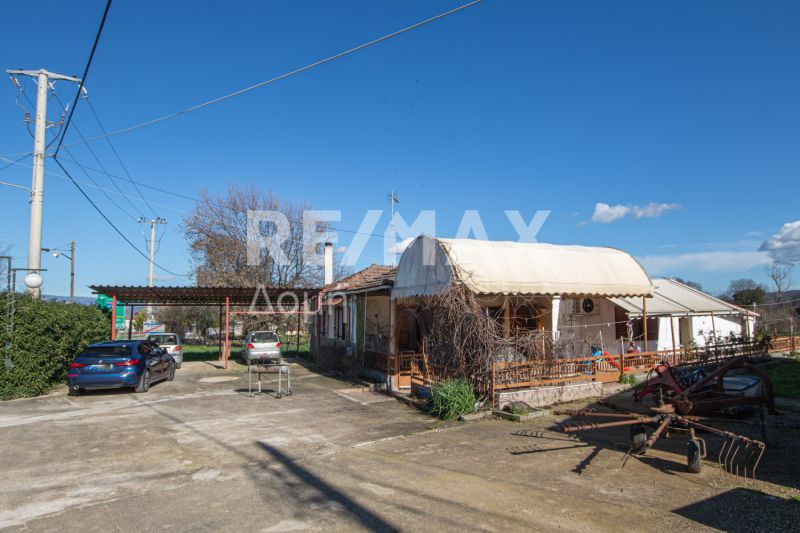 Property photo 1 of 25