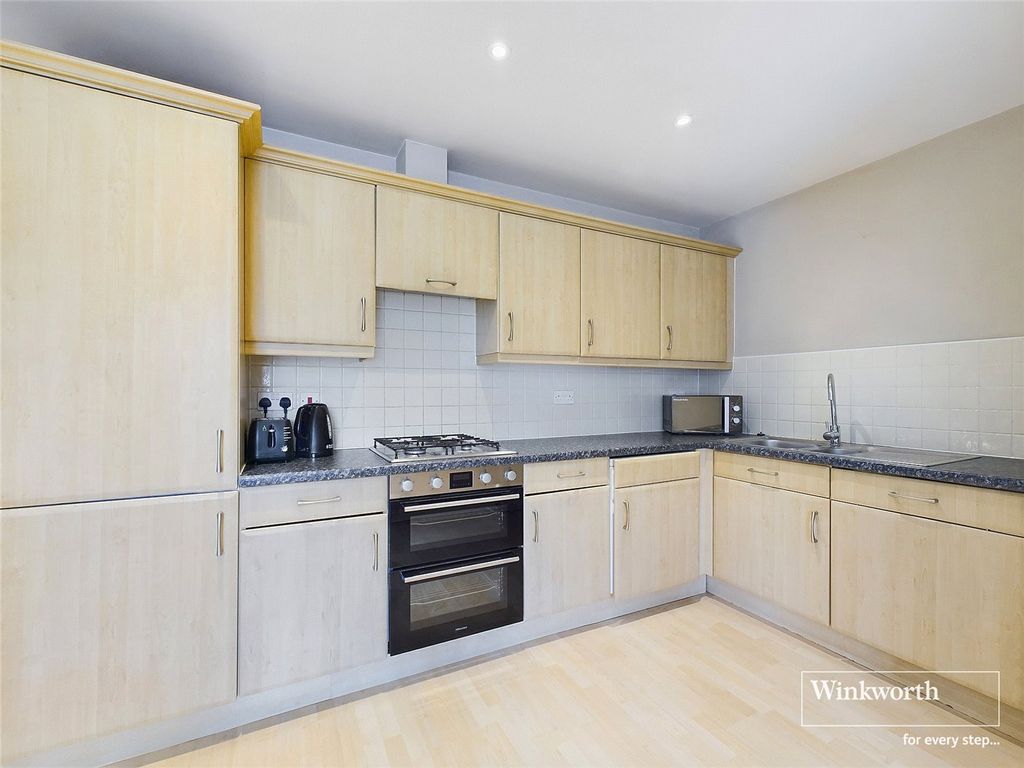 Property photo 2 of 7 Picture No. 23