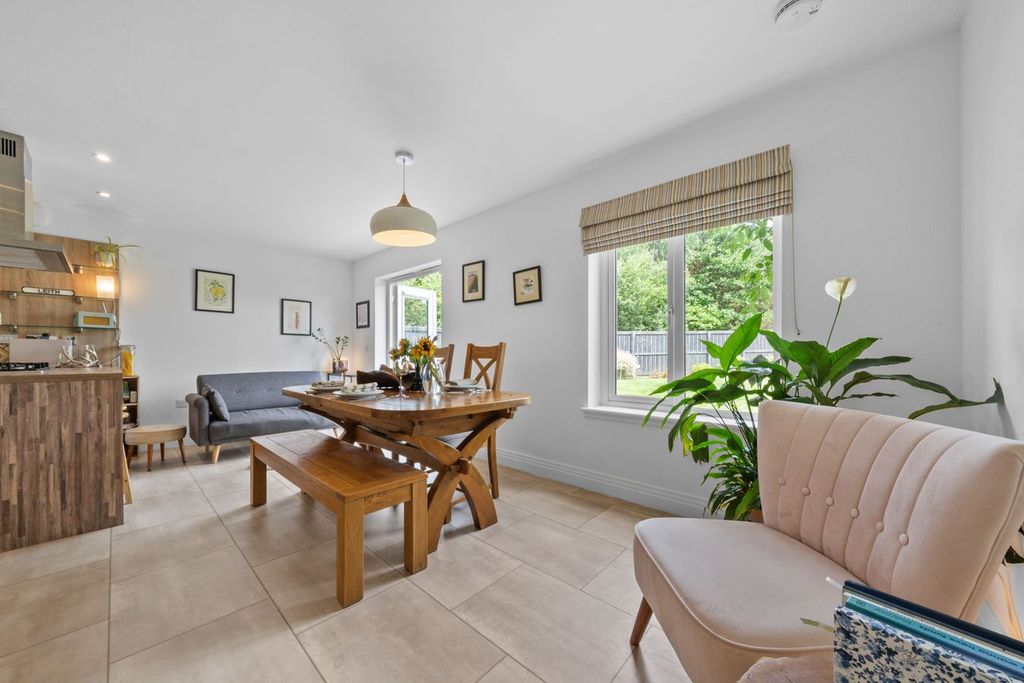 Additional image 13 of 5 bed detached house for saleCastleton Crescent, Falkirk FK2