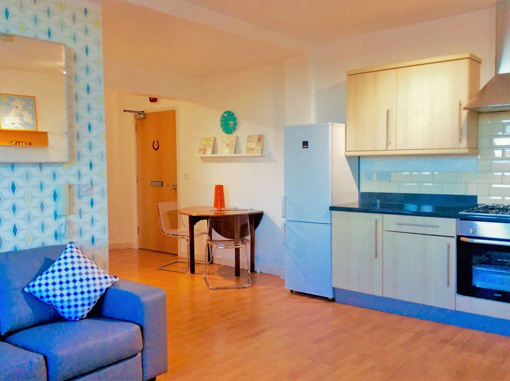 Property photo 3 of 12 64-Portland-Square