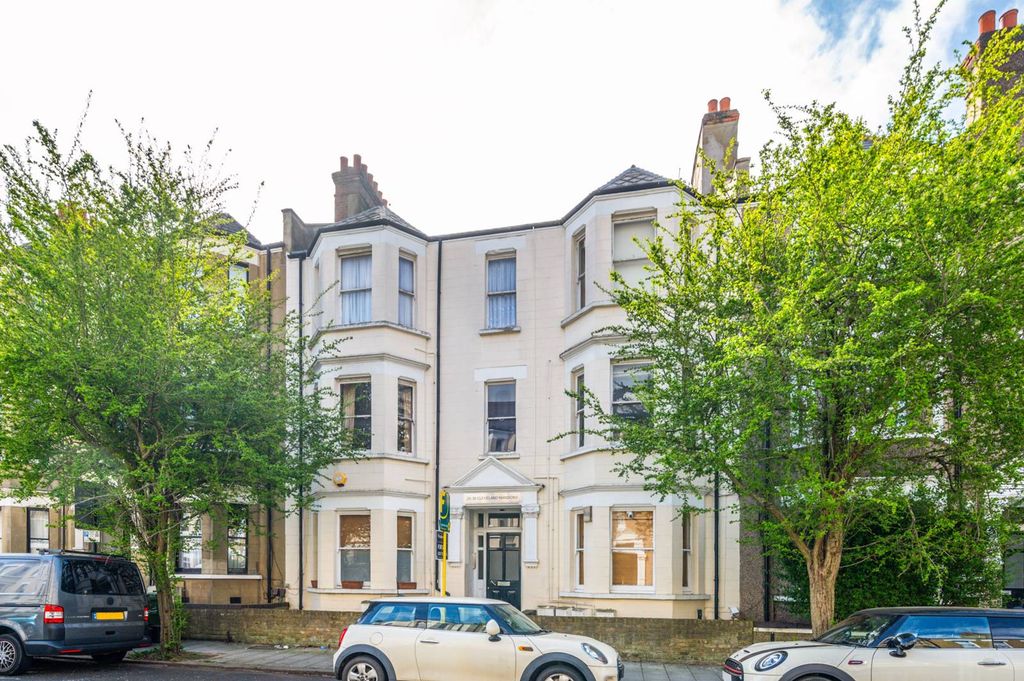 Property photo 3 of 17