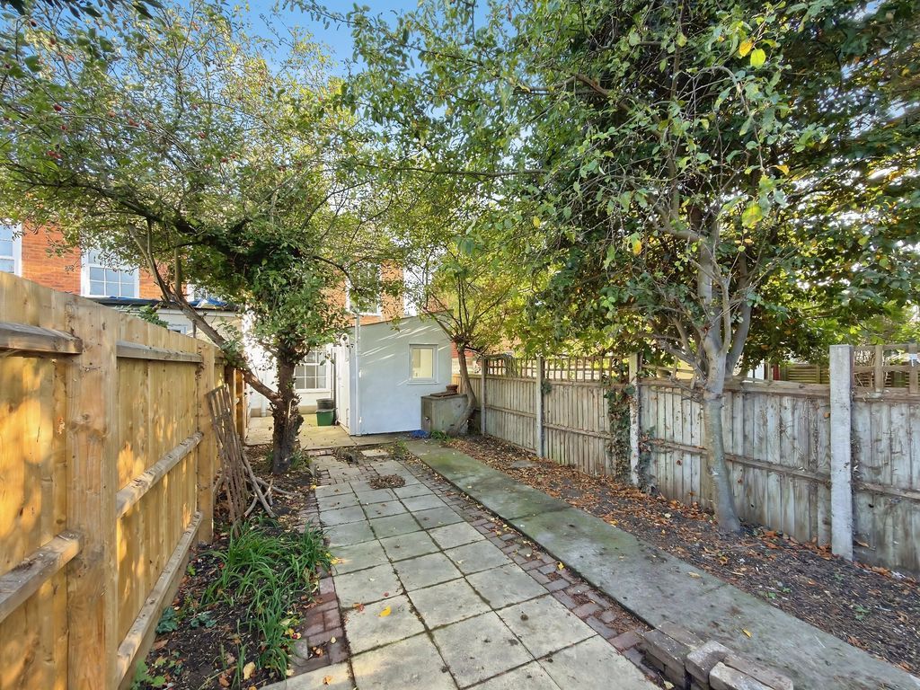Property photo 2 of 15 New Street