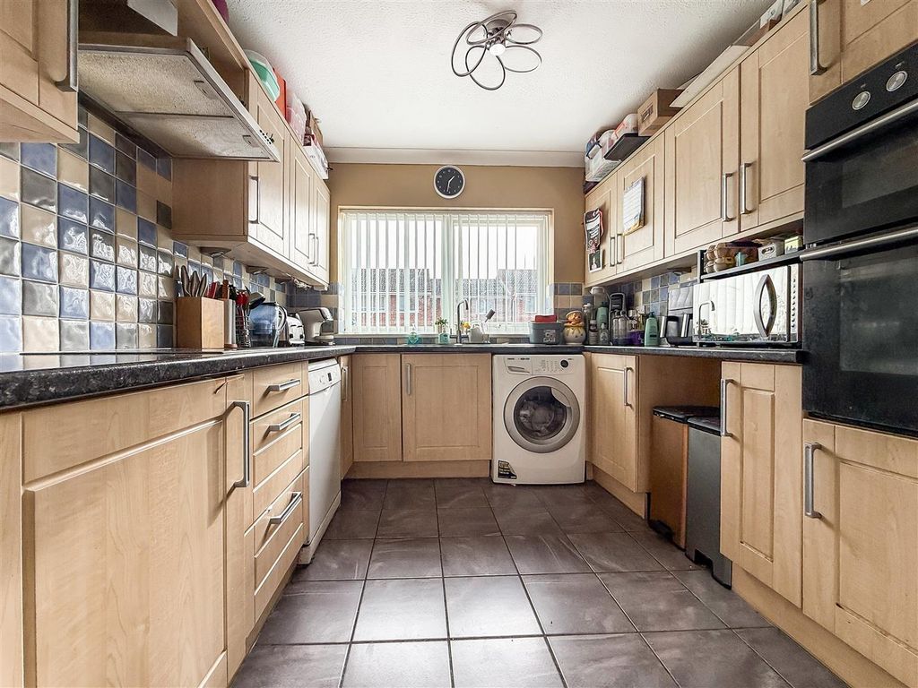 Property photo 3 of 18 Img_9679.Jpg