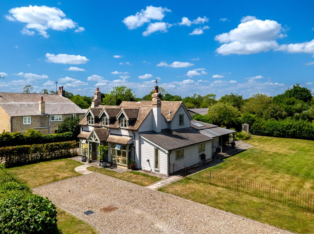 Property photo 1 of 49 A47