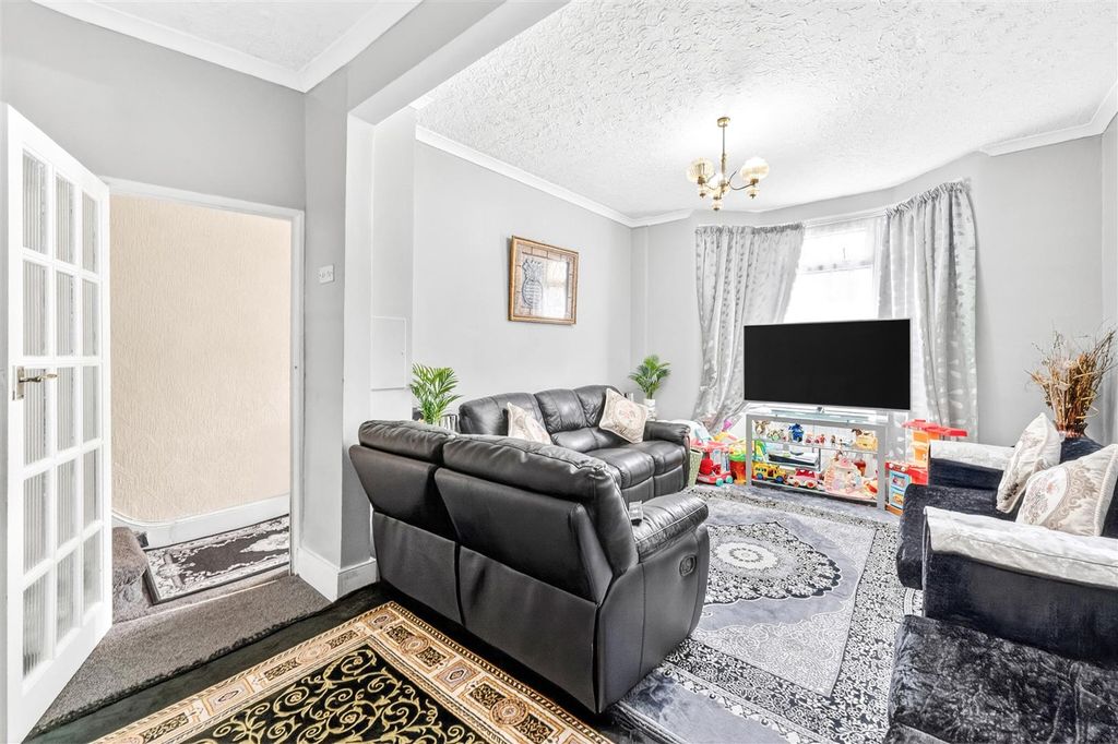 Property photo 3 of 19 03.Jpg