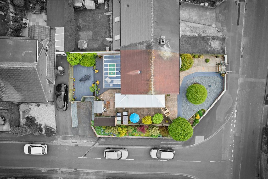 Property photo 3 of 30