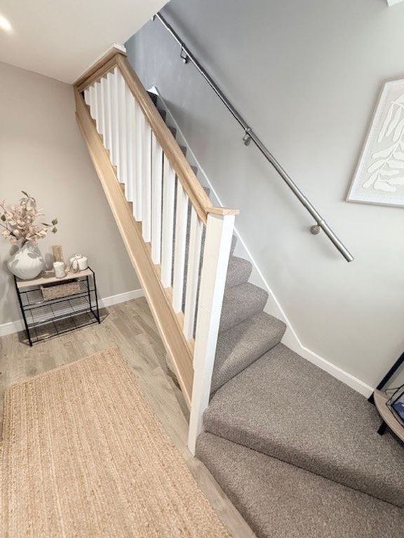 Property photo 2 of 26